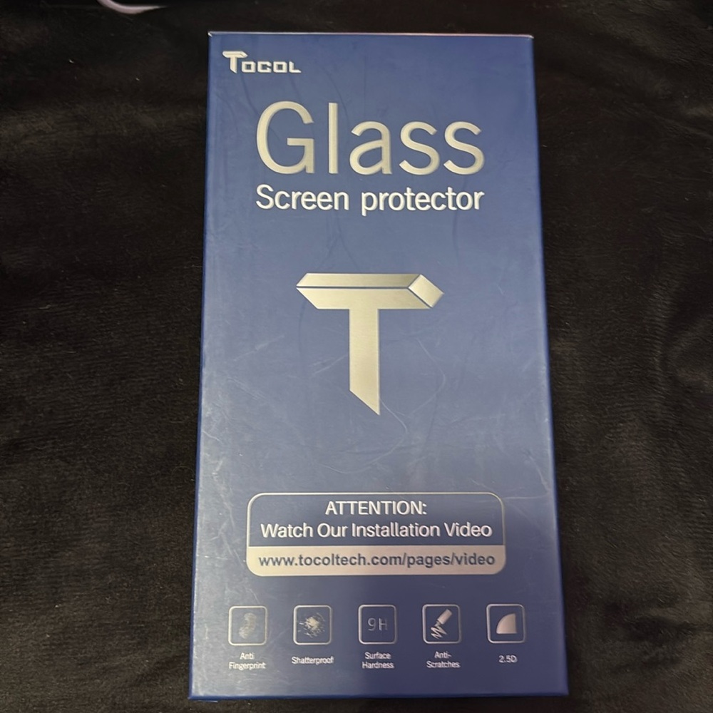 one iphone 13 privacy screen protector
